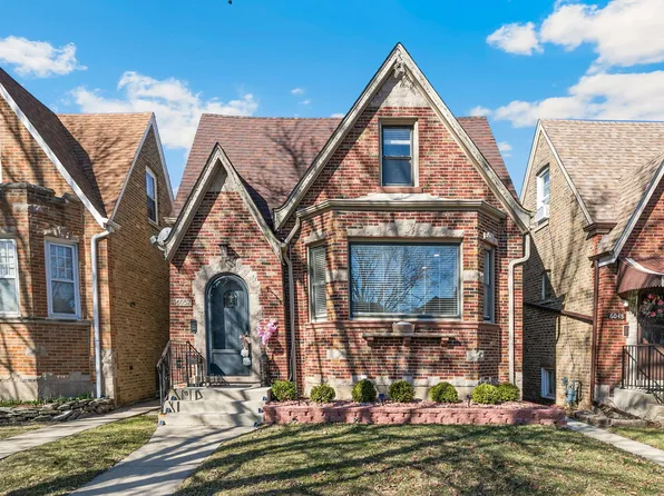 6052 W Eddy St, Chicago, IL 60634