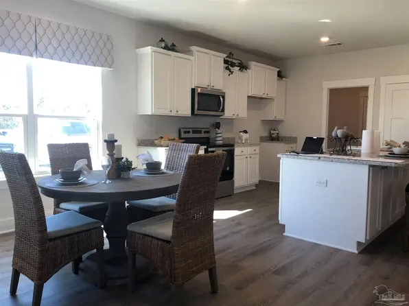 4493 Water Leaf Cv, Gulf Breeze, FL 32563