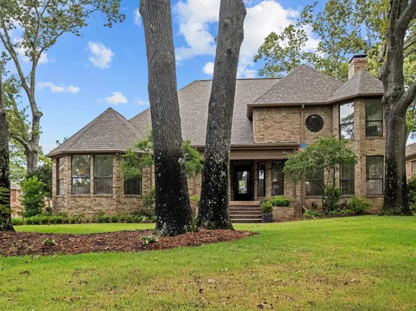 1607 Brandywine Dr, Tyler, TX 75703