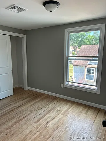 38 Beecher St — Photo 6