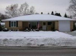 1515 S Carpenter St, Appleton, WI 54915
