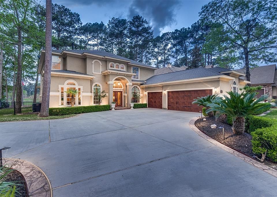 1st image of 46 Bentwood Dr