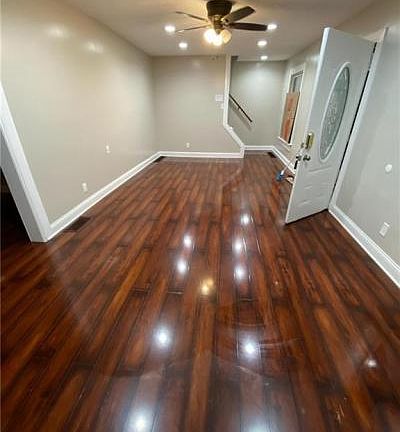 5th image of 2535 Westfield Ave