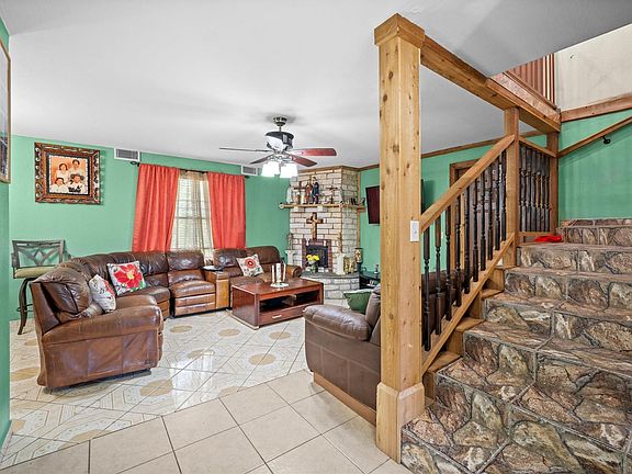 4th image of 1168 Hattermann Ln