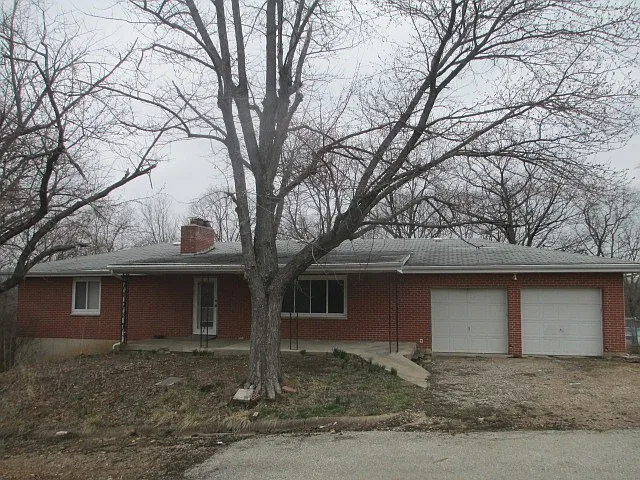5300 Terry Dr photo 1