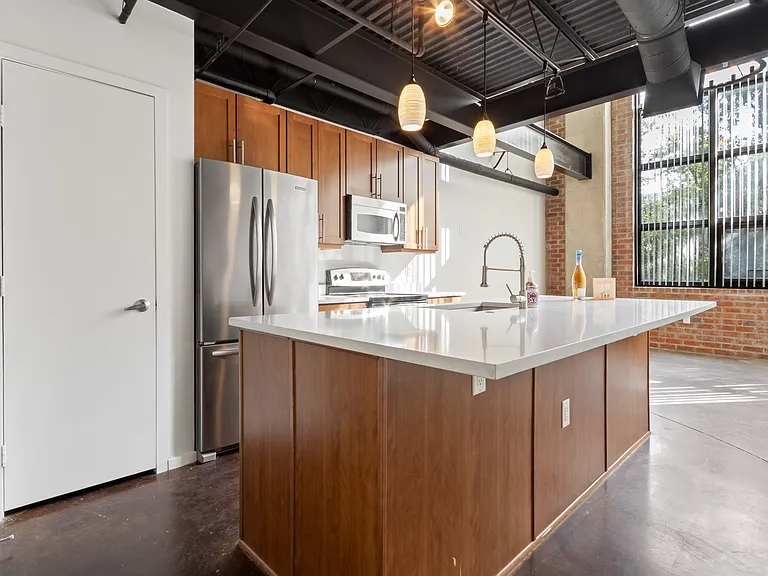 3110 Thomas Ave — Photo 4