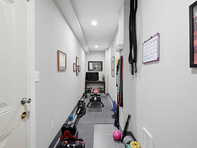 1207 Kennedy St NW #4 — Photo 20