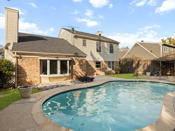 3708 Windsong Ln, Bedford, TX 76021