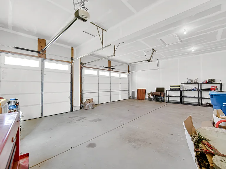 9945 Beacon Pointe Ln — Photo 21
