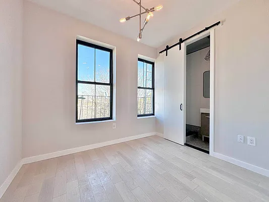 Rented by Doorway NYC, LLC | media 3