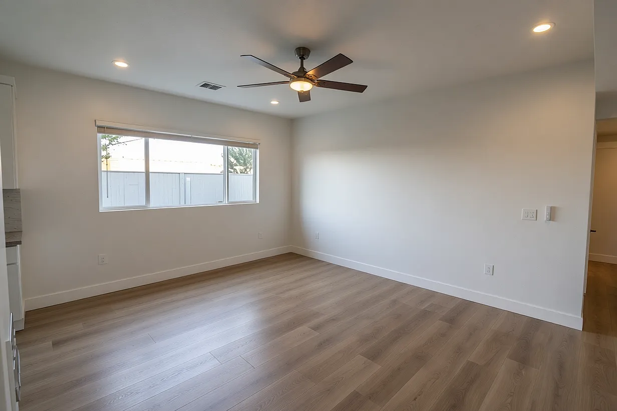 3 bed, 1200 sqft, $4,000 — Photo 3