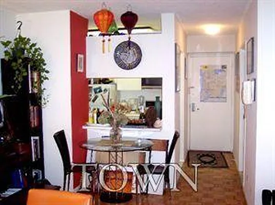 Rented by Town Residential | media 10