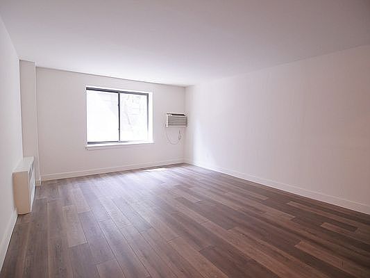 2nd image of 359 E 62nd St APT 2B