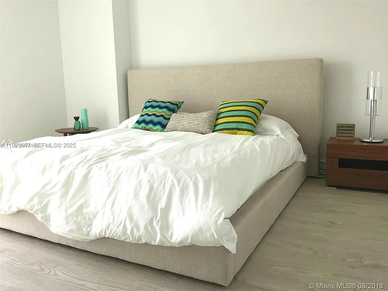 400 Sunny Isles Blvd #1019 — Photo 12