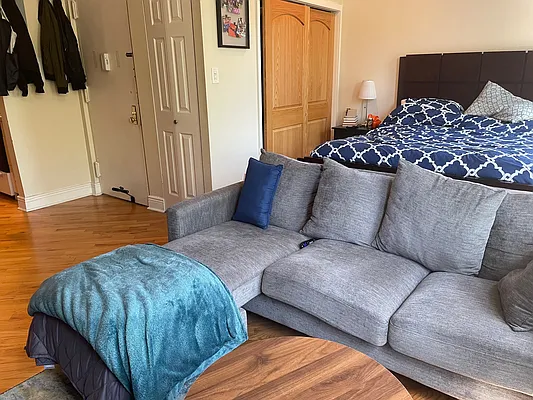 Rented by Corcoran | media 8