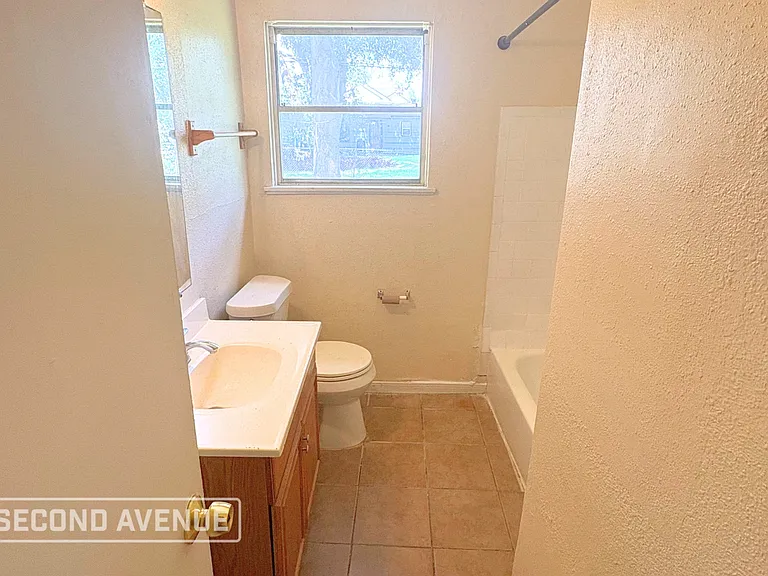 5415 Heron Dr — Photo 10