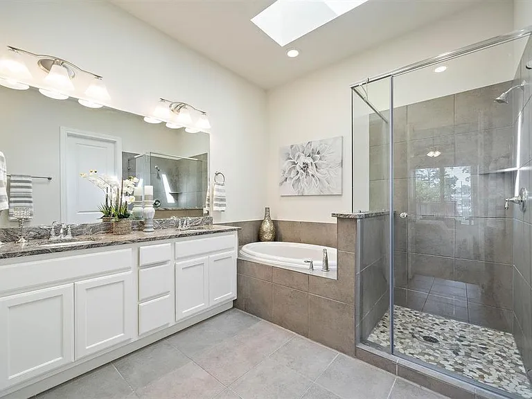 8915 Leaning Hollow Ln — Photo 8