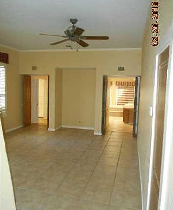 5th image of 5545 Westside Dr