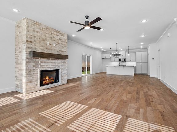 7th image of this home