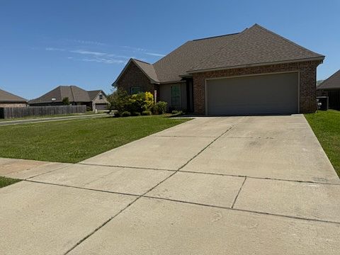 2nd image of 1100 Eli Conner Dr