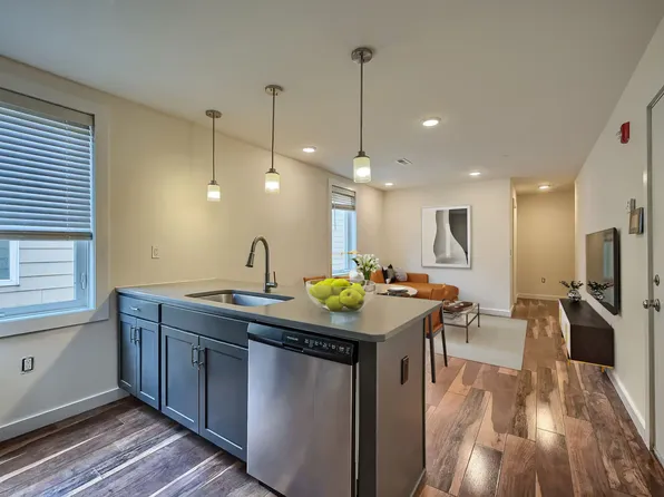 3019 Master St #B, Philadelphia, PA 19121