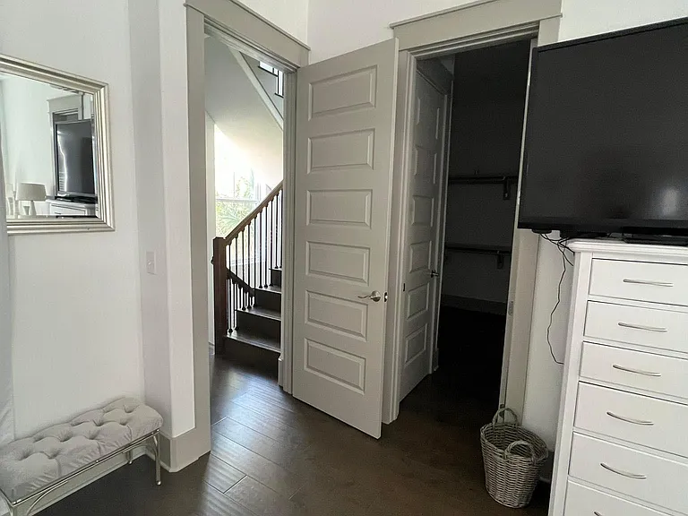 285 Gulfview Cir — Photo 24