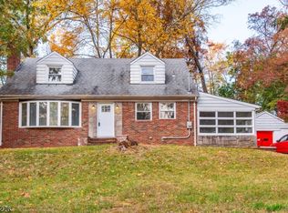 63 Ruff Ct, North Haledon, NJ 07508