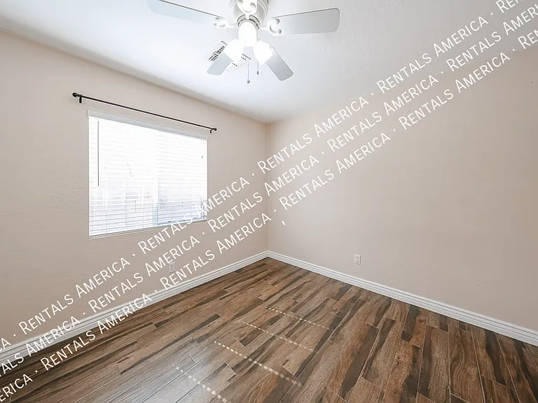 15428 W Mauna Loa Ln — Photo 22