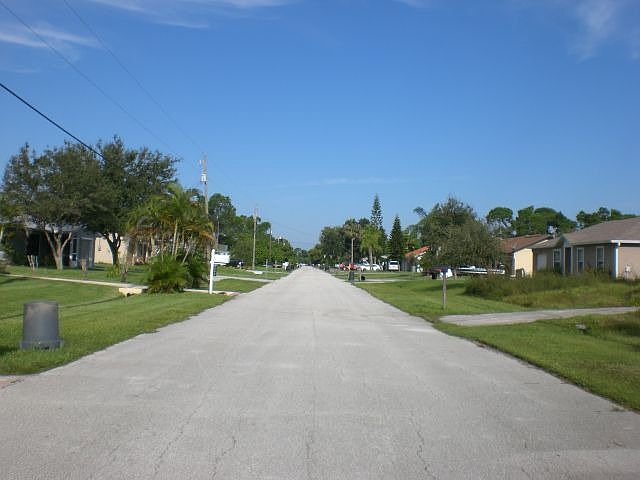 1st image of 2267 SE Trillo St