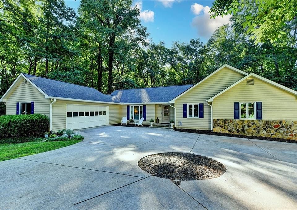 1st image of 1830 Commonwealth Ln
