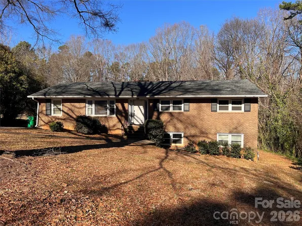 7004 Delisa Dr, Charlotte, NC 28214