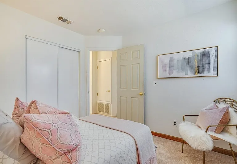 1561 Spring Ct — Photo 53