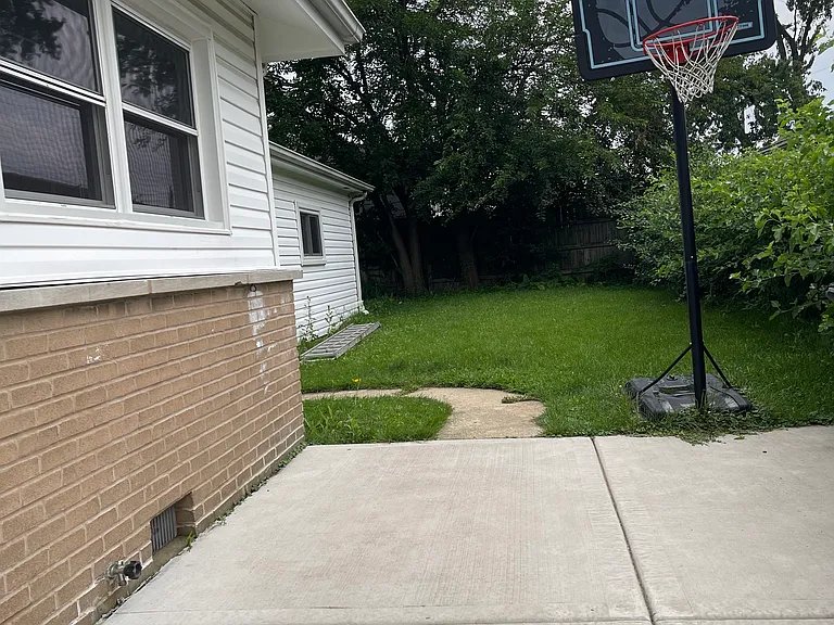 450 W Rose Ave — Photo 10