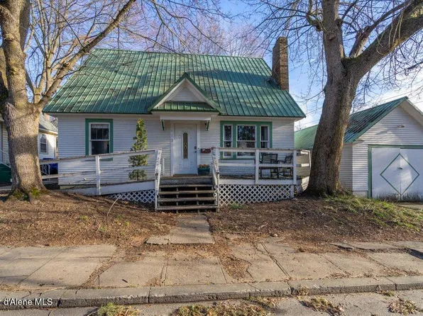 612 N 2nd St, Coeur D Alene, ID 83814