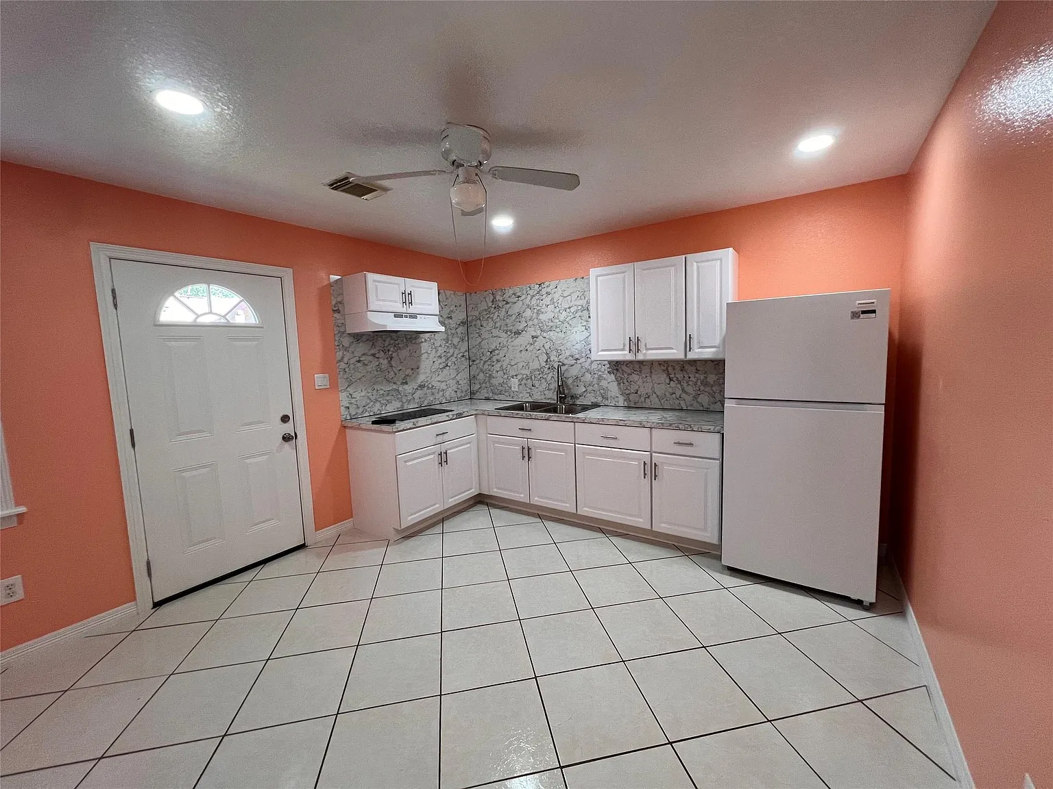 1 bed, 1.0 bath, 800 sqft, $1,250 — Photo 3
