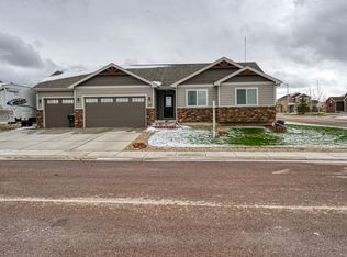 27 Murrey Ln, Gillette, WY 82718