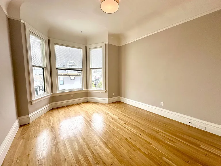 909 Haight St — Photo 6
