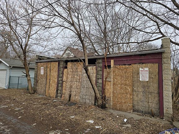 5th image of 2935 North Vel R Phillips AVENUE