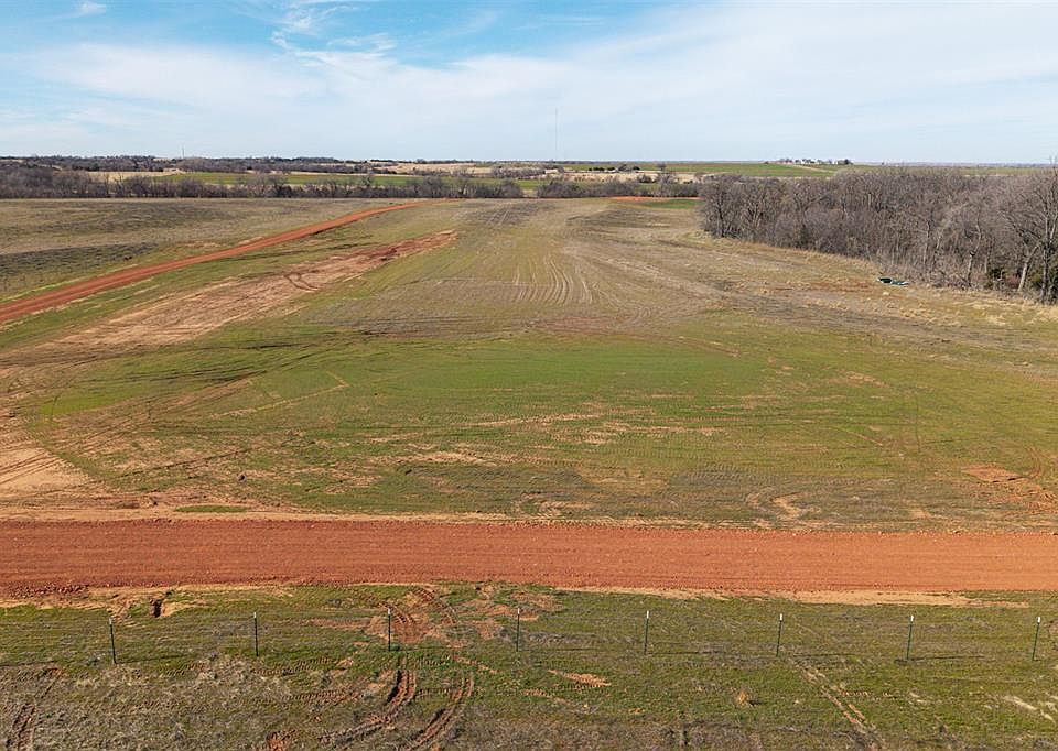 1st image of 4 N Gregory Rd Lot 4