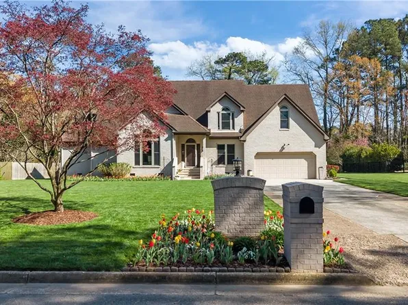 1026 Staceywood Ct, Virginia Beach, VA 23452