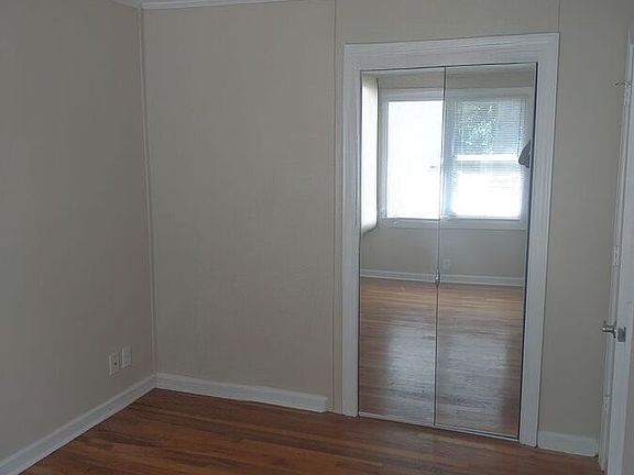 3rd image of 3018 Dale Ct #1