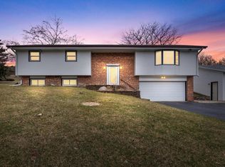 S79W23585 Cheri Ave, Big Bend, WI 53103