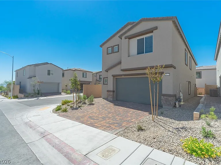 9927 Kimura Hills Ave — Photo 2