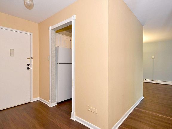 2nd image of 1198 Royal Glen Dr APT 216
