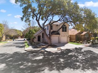 8814 Lost Arbor Cir, San Antonio, TX 78240