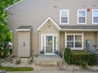 2202 Beacon Hill Dr, Sicklerville, NJ 08081