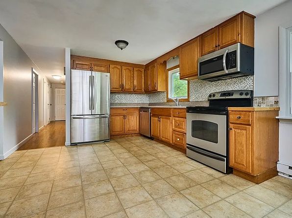 85 Longmeadow Dr