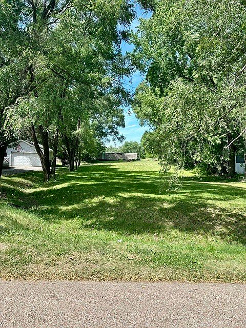 1st image of 1229 Lakewood Dr