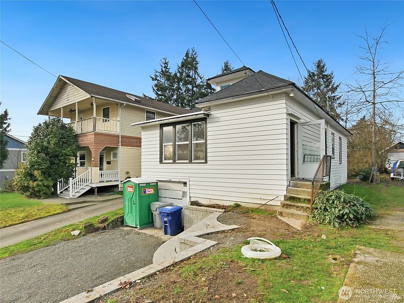 5th image of 285 Earlington Avenue SW