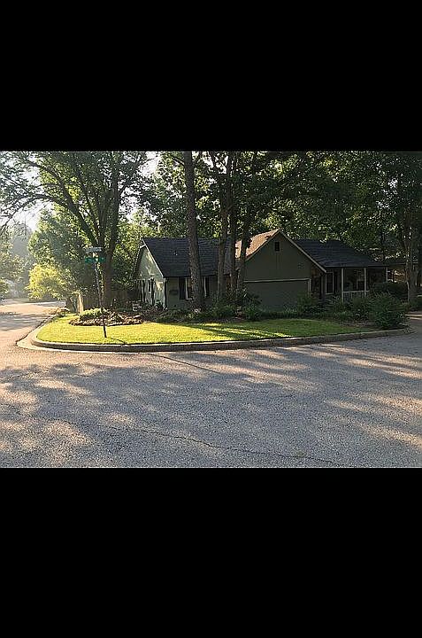 1st image of 3323 S 76th Ave W